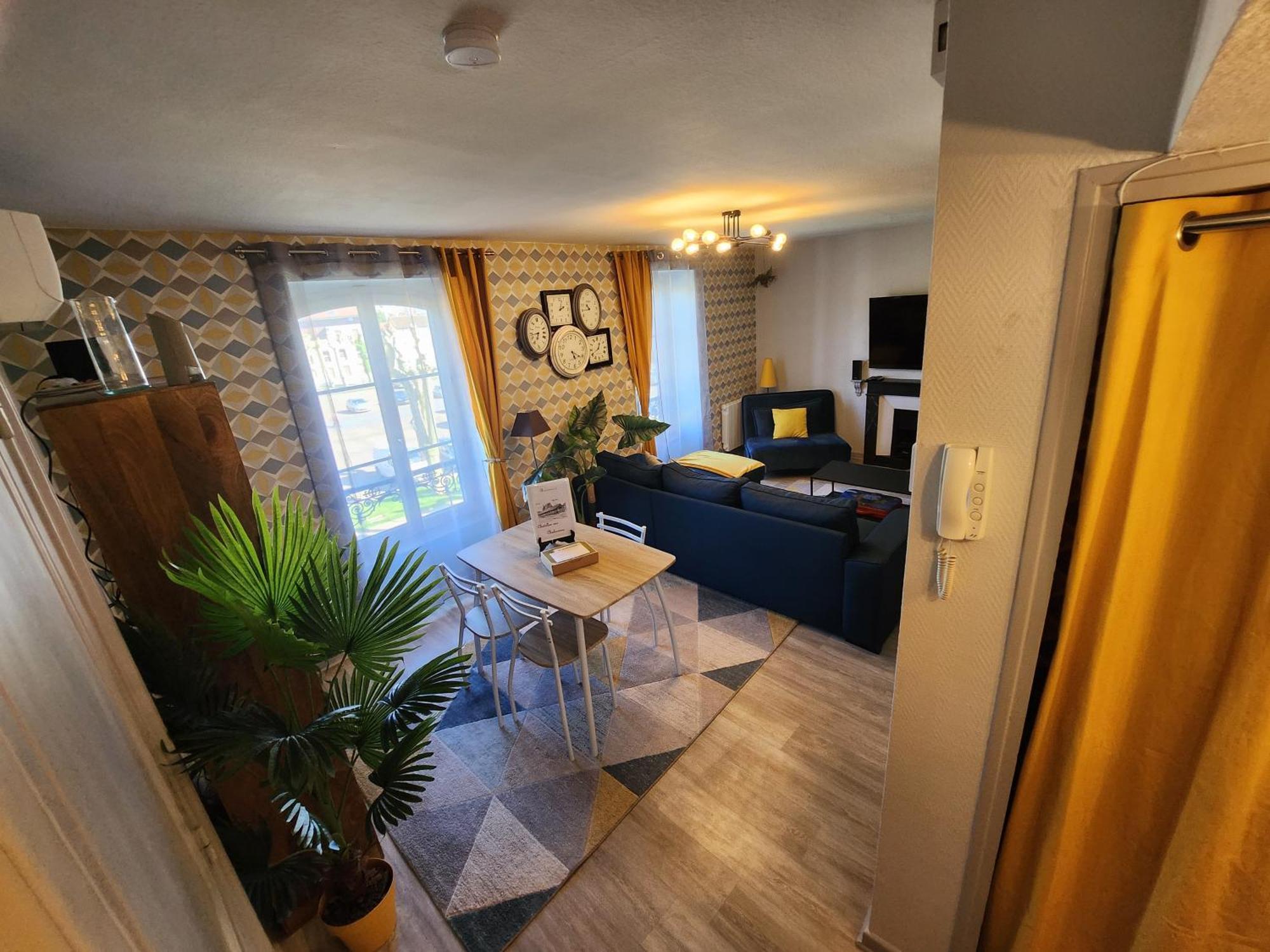 Appartement L'@Ppart à Châtillon-sur-Chalaronne Extérieur photo